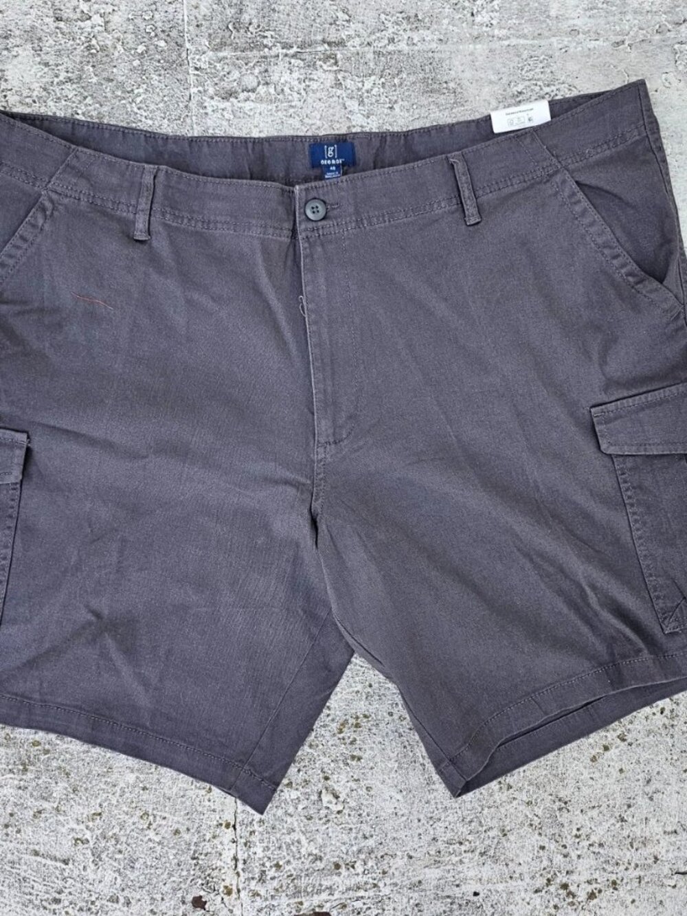 George Men Shorts Cargo 6 Pocket Summer Shorts 10 in Inseam Shorts Size 46 New